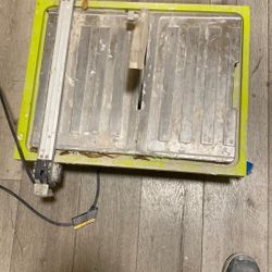 Ryobi 7 1/2 inch Wet Tile Saw