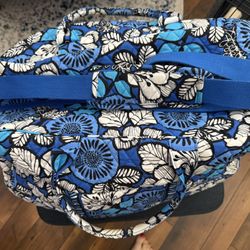 Vera Bradley Large Travel Bag Brand New!