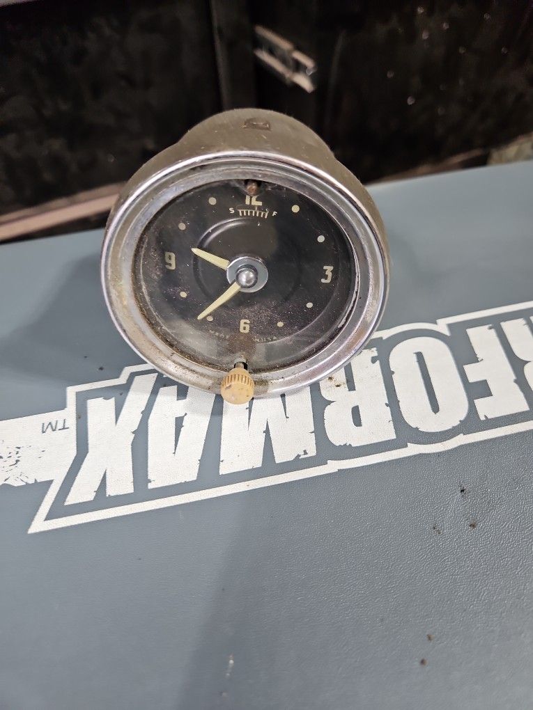 53/54 Chevy Dash Clock
