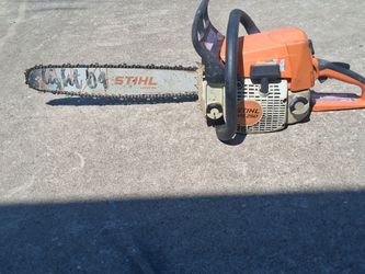 Stihl MS 250 chainsaw.