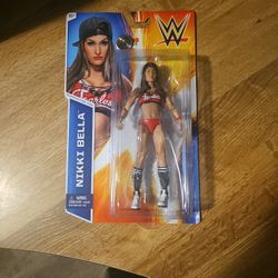 NIKKI BELLA (WWE)