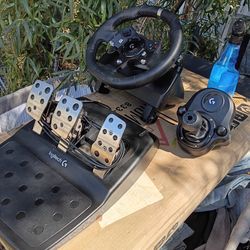 Logitech g920 driving force wheel pedals and shifter for xbox
