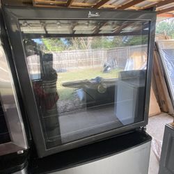 Mini Fridge 