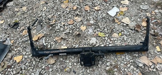2020-2021 VOLKSWAGEN ATLAS OEM. TRAILER HITCH