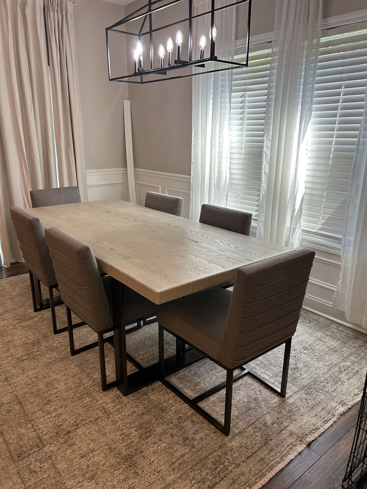 Dining Room Table With 6 Chairs