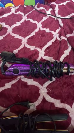 Ultra CHI sparkly purple straightener