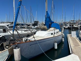 Ranger 33’ Sailboat