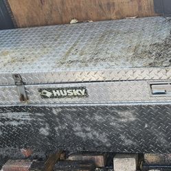 Tool Box Full Size In Good Condition No Key 