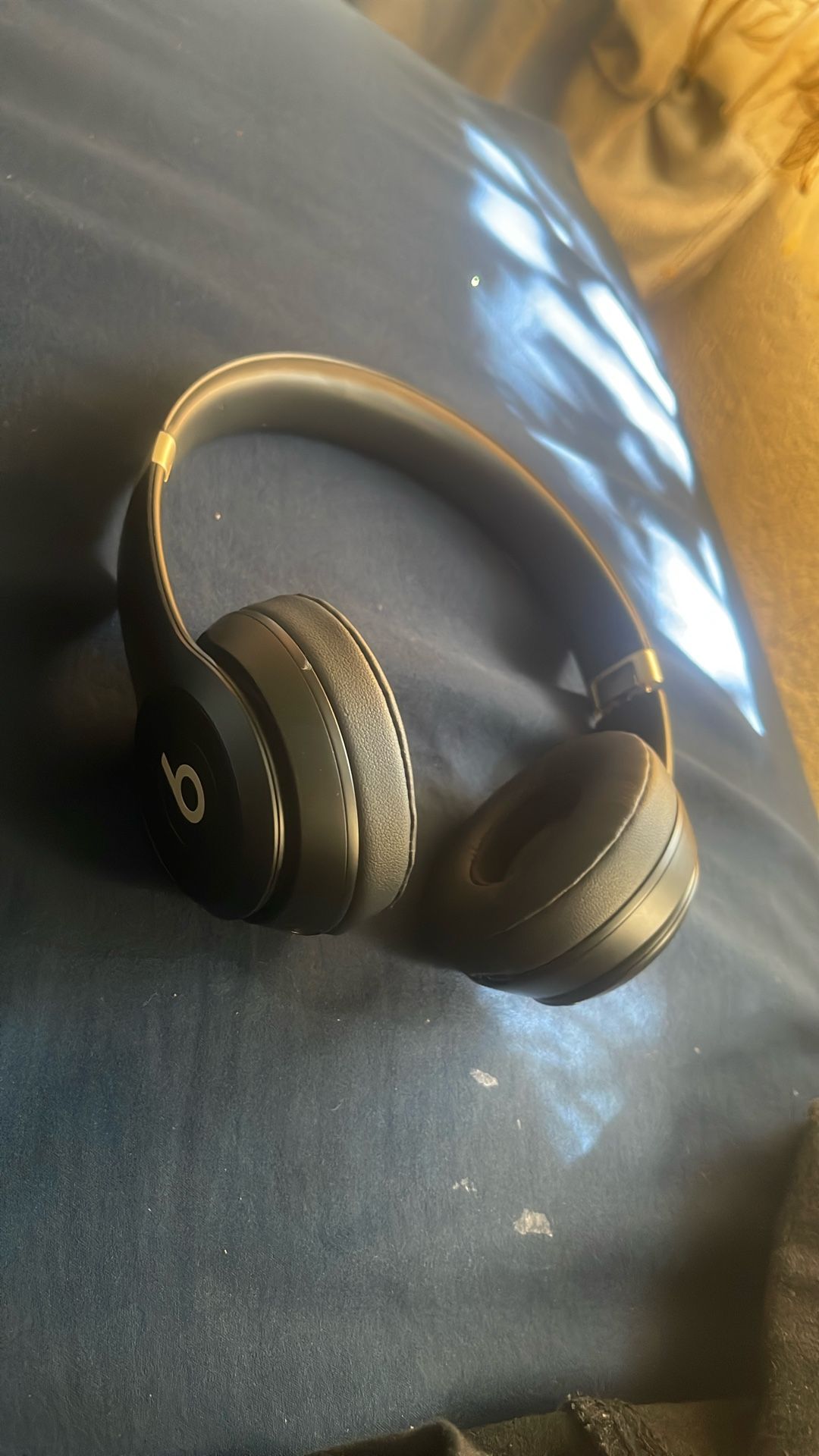 Beats Headphone Solo 4