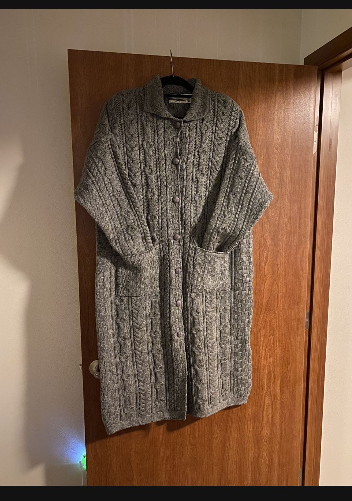 Aran Crafts; Irish Fisherman Style Long Sleeve Long Button-Up Cardigan Sweater / Coatigin XXL(22-24)