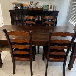 Pottery Barn Dining Table