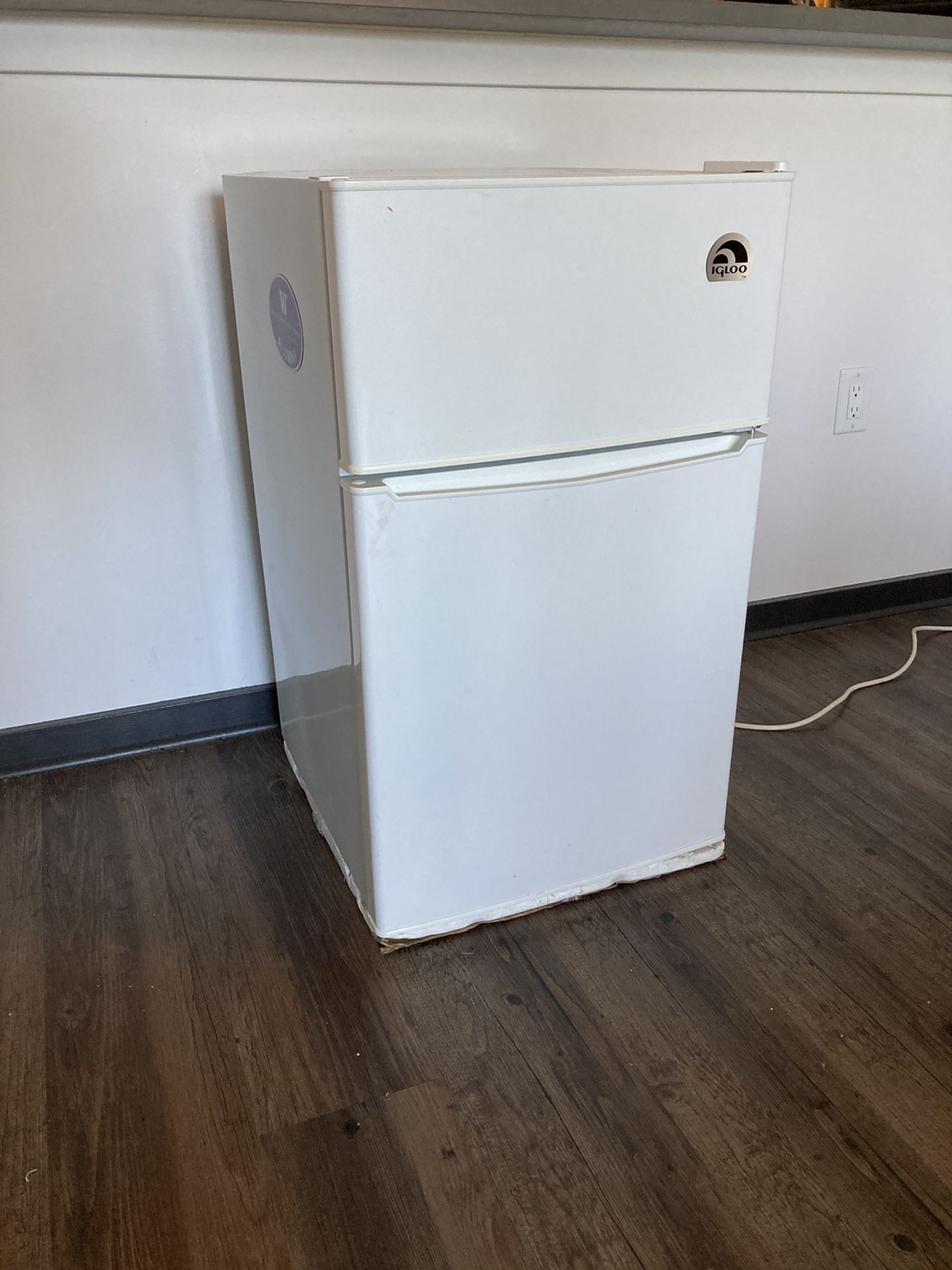 Mini fridge with separate freezer