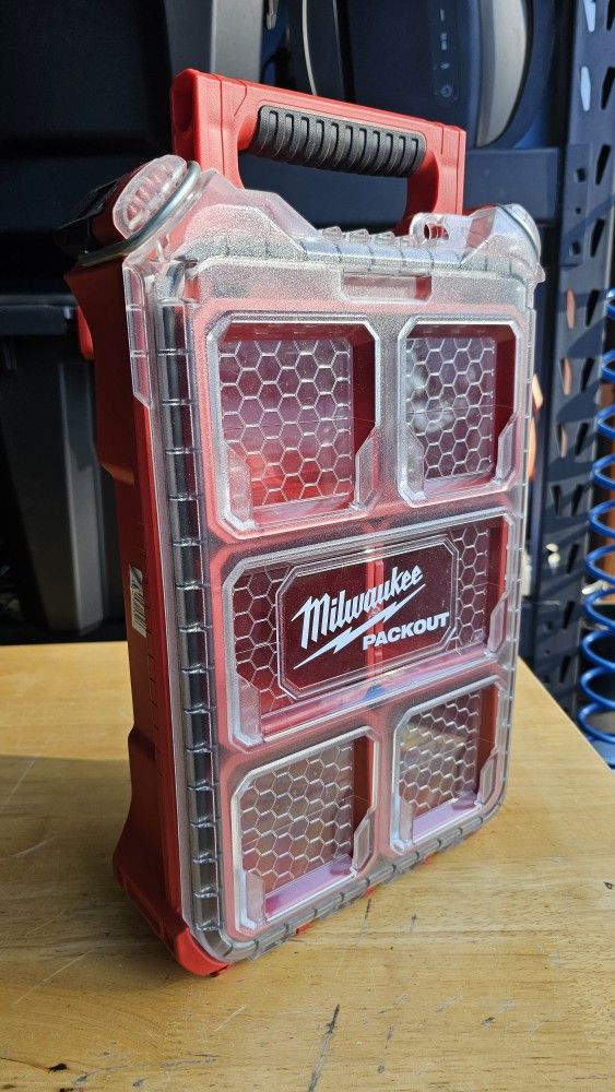 Milwaukee
Packout 5-Compartments Small Parts Organizer