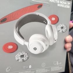 Steel Series Headset (New)