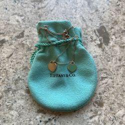 Tiffany’s 2 Heart Necklace 