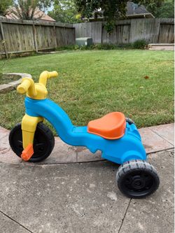 kids tricycle