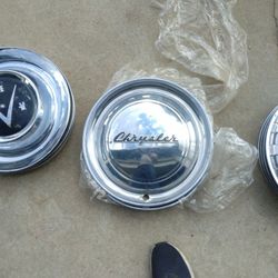 Chrysler Hubcaps