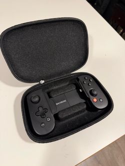 BACKBONE One Mobile Gaming Controller for iPhone w/ case, Lightning, 2nd Gen