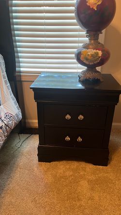 Bedroom set queen