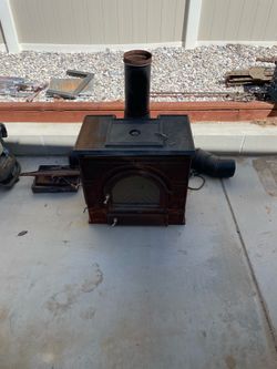 Wood burning stove