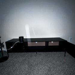 TV Stand / Entertainment center