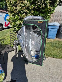 Grow tent