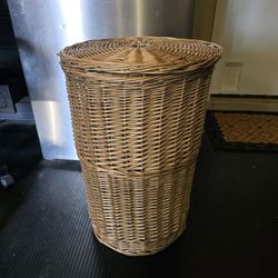 27h 18w Wicker Laundry Hamper Laundry Clothes Basket