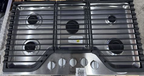 WHIRLPOOL Cooktop Gas WCG97US6DS 01712 .