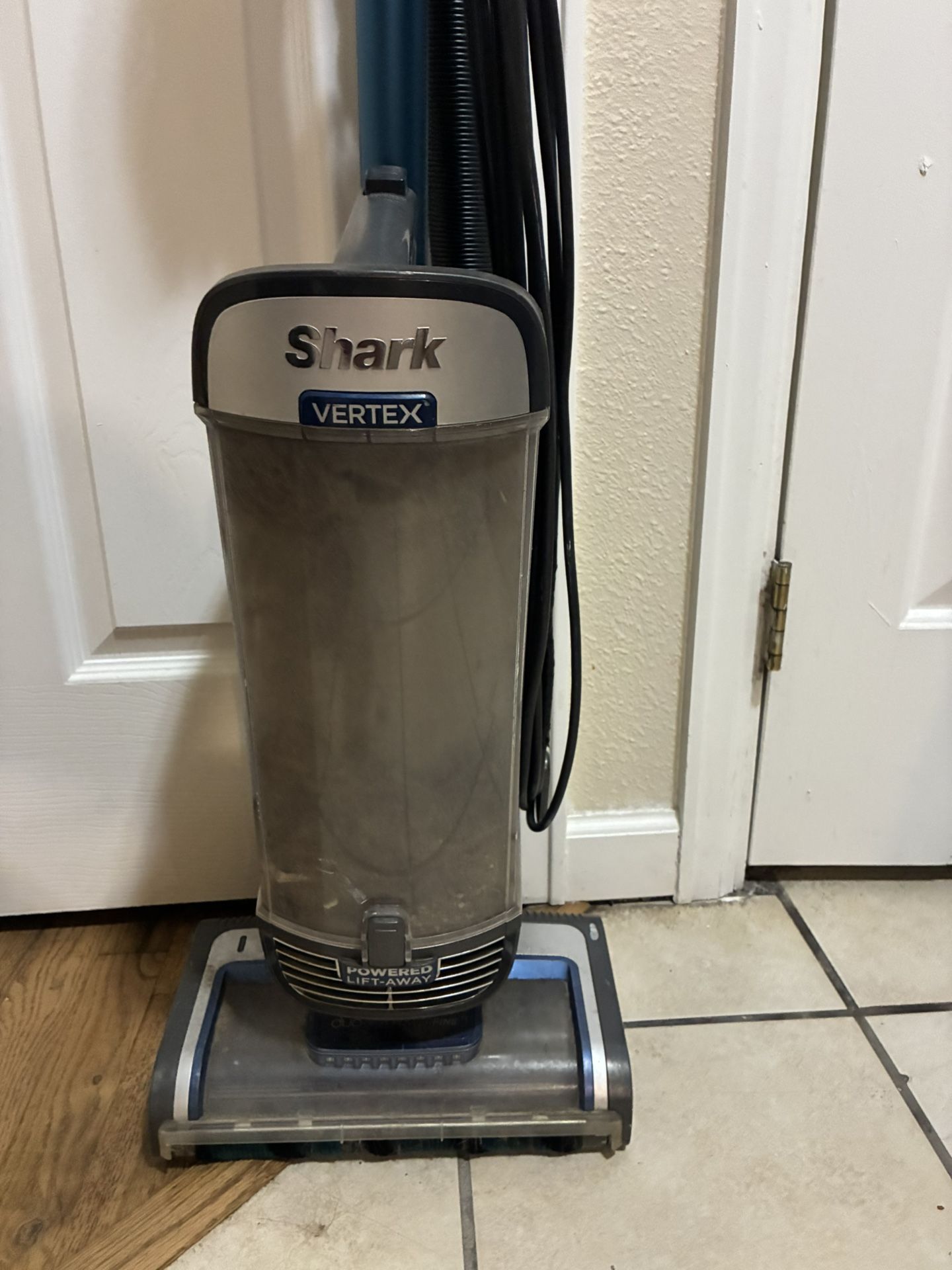 Shark Vacuum 