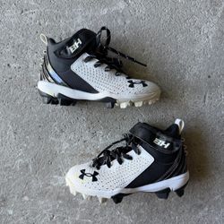 Under Armour Harper Mid Baseball Cleats