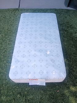 Crib Mattress Excellent Condition No Tears - No Stains - Rips Excellent Condition