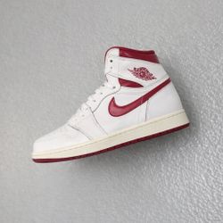 Jordan 1 Metallic Red Sz 9.5 (USED)