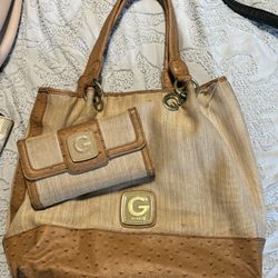 GUESS HOBO BAG