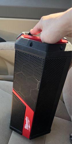 2891-20 Milwaukee M18 M12 Wireless Jobsite Speaker