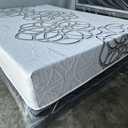 Queen Sky Comfort Bamboo Cool Gel Memory Foamm Matres!