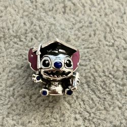 Stitch Graduation Charm, 925s