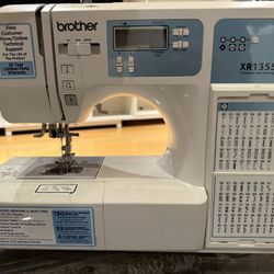 Brother XR1355 Computerized 130-Stitch Sewing & Quilting Machine