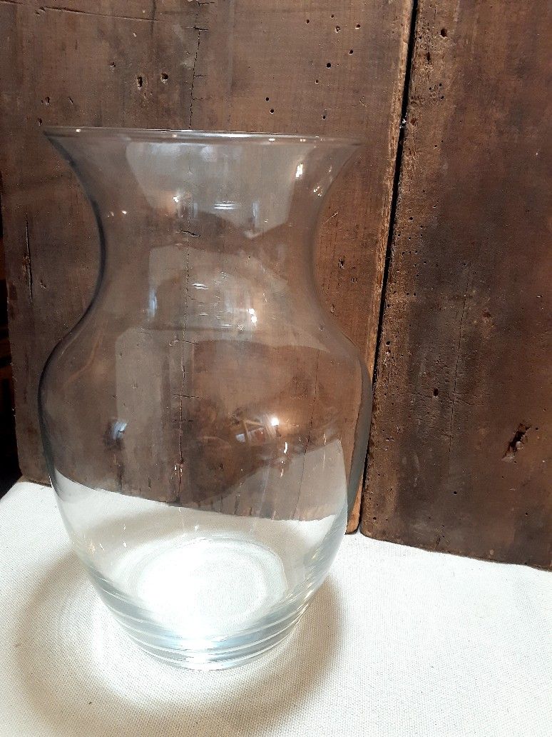 8 ½" X 3 " Classic Rose Vase