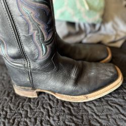 Girl Boots 