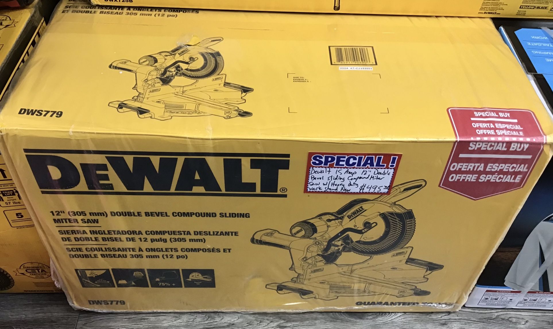 Dewalt 15 Amp 12” double bevel sliding compound miter saw w/ heavy duty work stand brand new  
