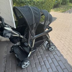 GRACO - Double Stroller - Front to Back - USED