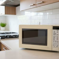 Microwave Oven 