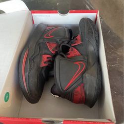 Kyrie Infinity 9.5