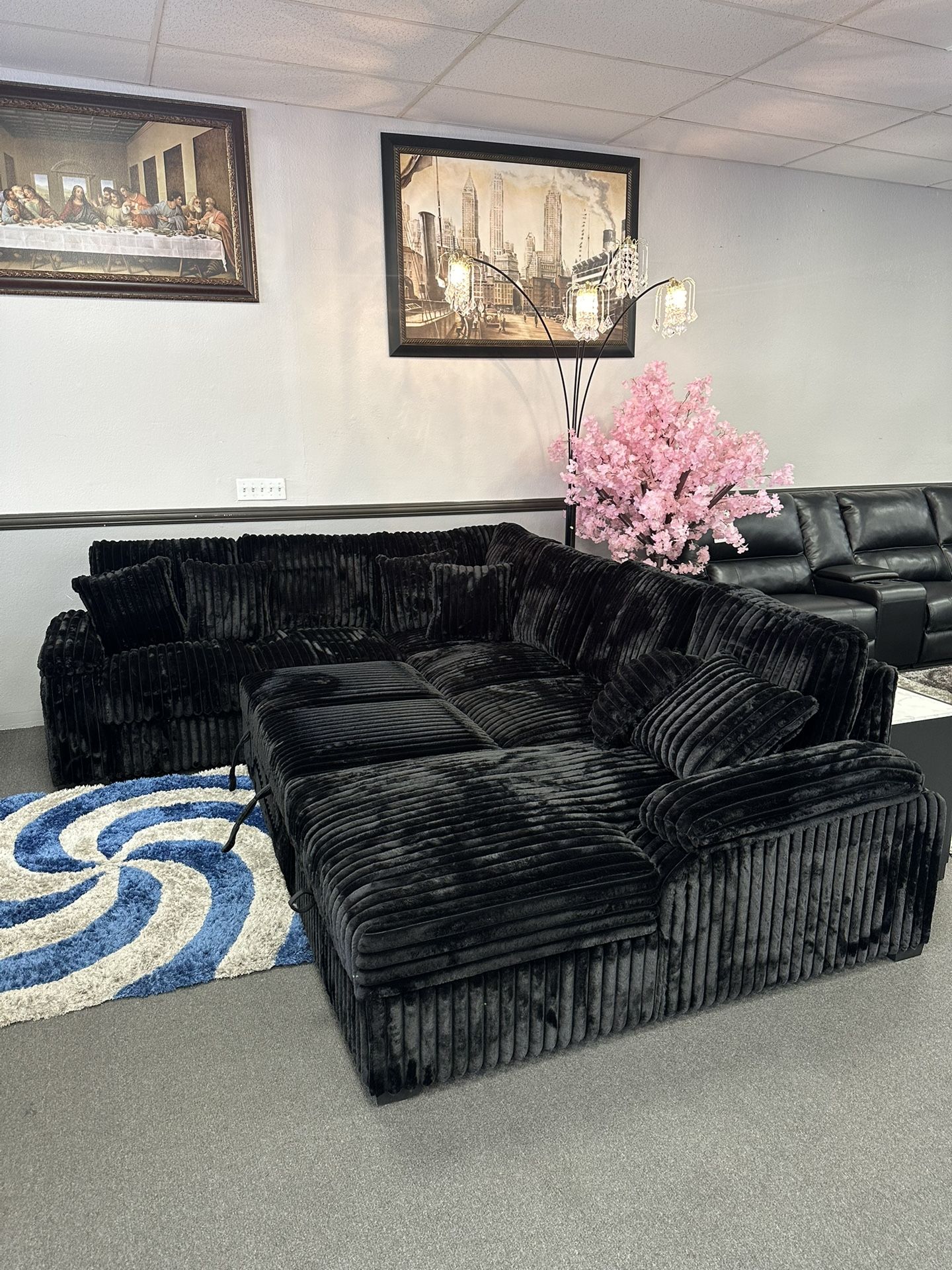 Black Sofa Sectional w/ Pull Out Sleeper & Storage