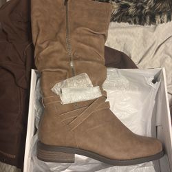 Size 9 Woman’s Boots 