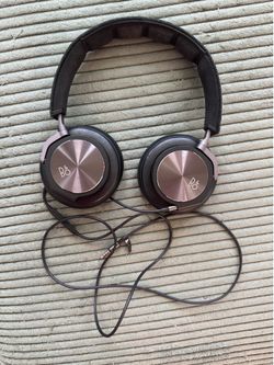Bang & Olufsen Beoplay H6 Headphones
