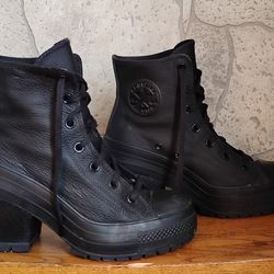 Converse Chuck 70 De Luxe Heel Leather  Converse - Black - Women's size 9