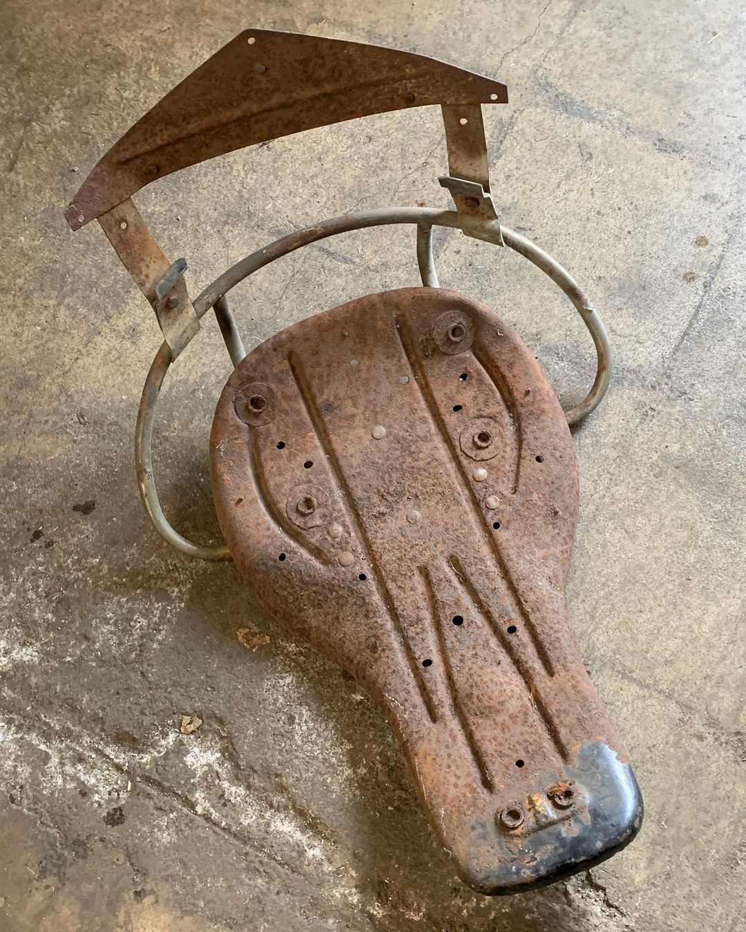 1955 Up Panhead Buddy Seat Pan