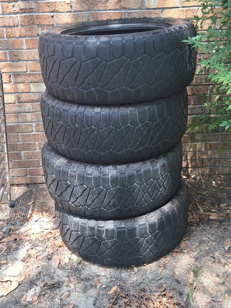 4 Nitto Ridge Grappler 275/55/20