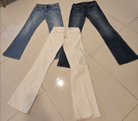 Women's jeans size 6